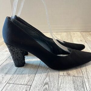 Stuart Weitzman Black Suede Glitter Studded Pump Heels Size 7.5 AAAA Narrow